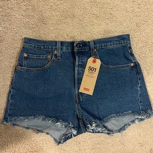 Levis womens 501 shorts size 30